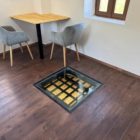 Soerettorony - A Jakuzzis Erdei Szallas Semesterbostad *